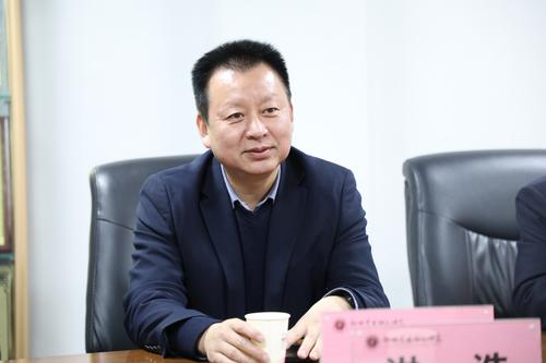 3郑州艺术幼儿师范学校党委书记周卫红介绍该校办学特色