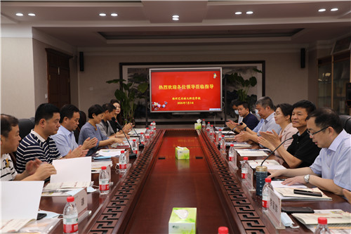 1. “郑州市非物质文化遗产示范展示馆”揭牌仪式