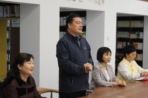 1 郑州艺术幼儿师范学校校长马进伟 进行指导讲话jpg