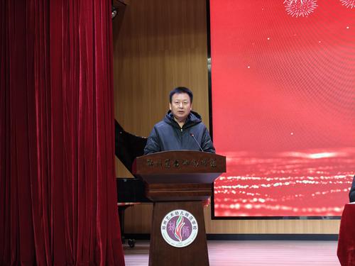 5党委书记周卫红为全体师生上“开学第一课”