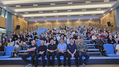 1.郑州艺术幼儿师范学校召开陇海校区教学工作会议