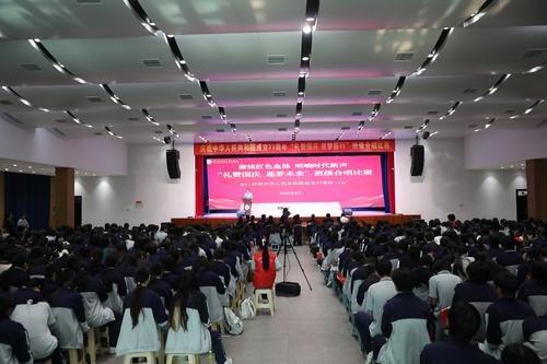 1郑州艺术幼儿师范学校举行班级合唱比赛