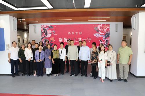 1中国文联潘鲁生一行赴郑州艺术幼儿师范学校开展调研活动